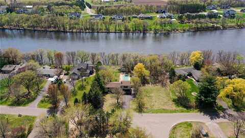 13812 Riverview Drive NW, Elk River, MN 55330