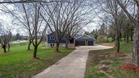 600 Par 4 Drive, Mantorville, MN 55955