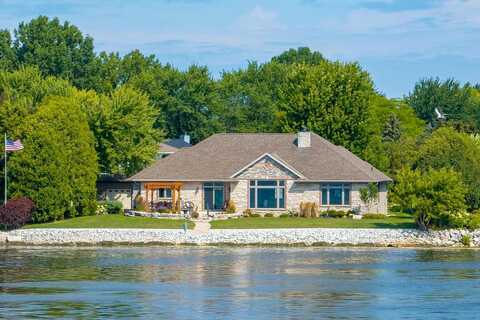 Memorial, STURGEON BAY, WI 54235
