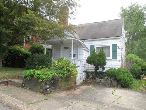 Moore Ave, Baden, PA 15005