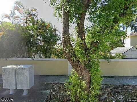 W 70Th St, Hialeah, FL 33018