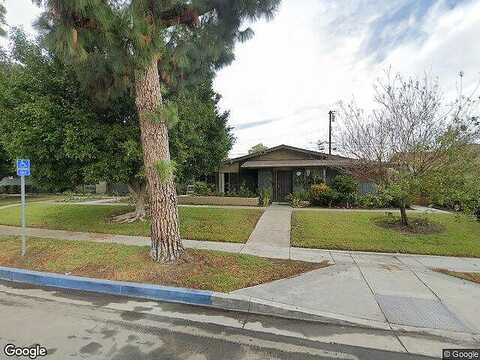 W Glenoaks Ave, Anaheim, CA 92801