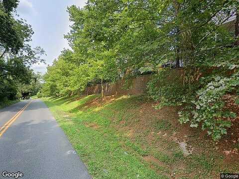 Candlewood Ct, Charlottesville, VA 22903
