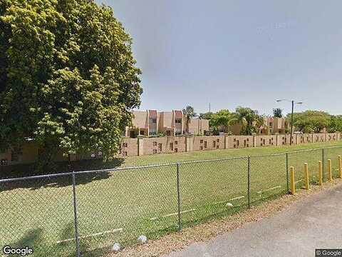 Memorial Hwy, Miami, FL 33161