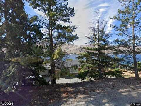 W Parkview Road, Chelan, WA 98816