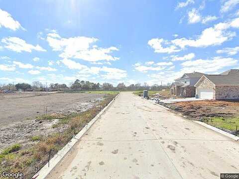 Amy St, Angleton, TX 77515
