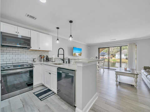 Westlake Court #205, Niceville, FL 32578