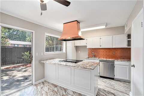 Colonial Way Way, Atlanta, GA 30341