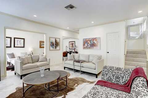 Bering Drive, Houston, TX 77057