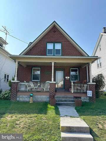 E Park Avenue, Hummelstown, PA 17036