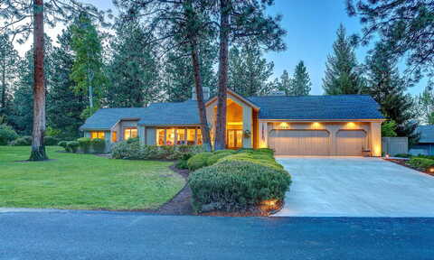 Outback Court, Bend, OR 97702