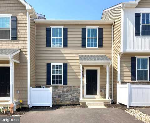 Holstein Dr #93, HANOVER, PA 17331