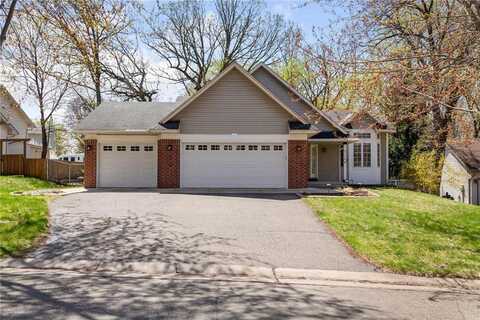 2198 Dahl Avenue E, Saint Paul, MN 55119