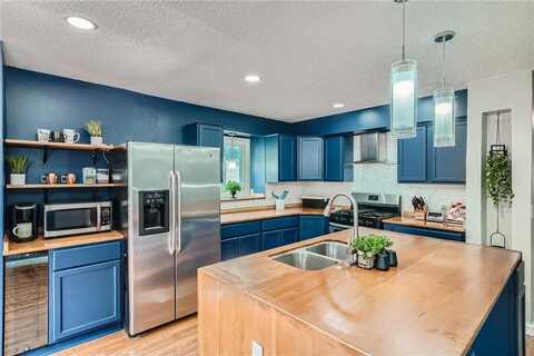 8431 Adair Avenue N, Brooklyn Park, MN 55443
