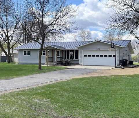2250 18th Avenue, Windom, MN 56101