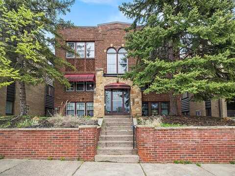 580 Snelling Avenue S, Saint Paul, MN 55116