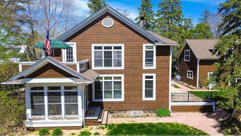 838 Willard Street W, Stillwater, MN 55082