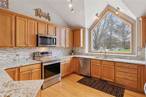 996 Bridle Creek Drive, Jordan, MN 55352