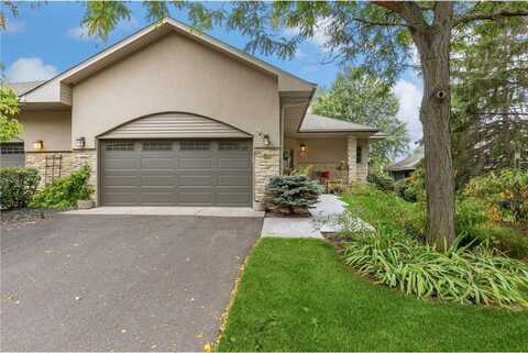 33 Summit View, North Oaks, MN 55127