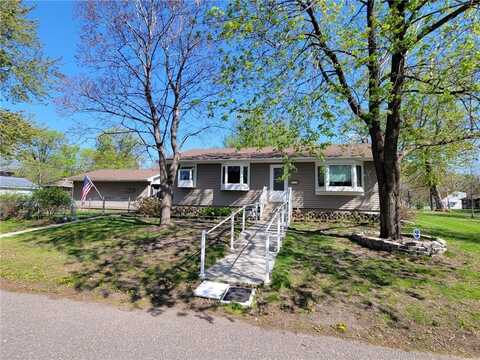 821 11th Street SE, Saint Cloud, MN 56304