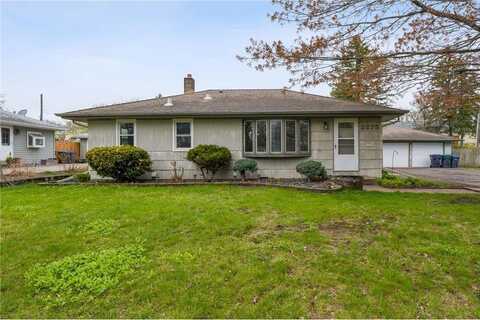 2275 Shawnee Drive, North Saint Paul, MN 55109