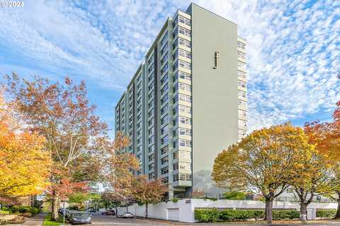 17Th, PORTLAND, OR 97232