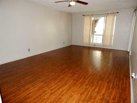 Cedar Springs, DALLAS, TX 75219
