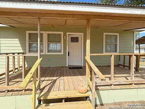 Corlena, Charlotte, TX 78011