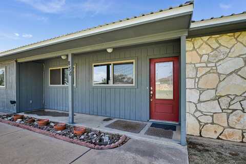 838 Pine Ln, Cottonwood Shores, TX 78657