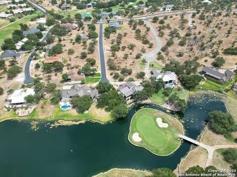 109 Comanche Agate, Horseshoe Bay, TX 78657