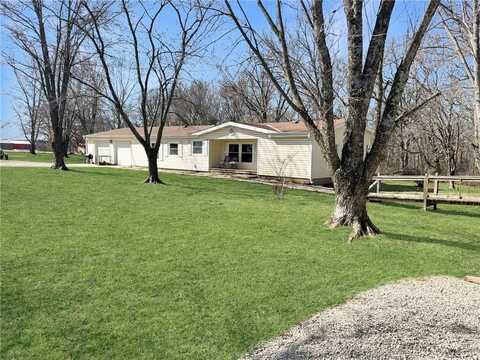 612 SE 471st Road, Warrensburg, MO 64093