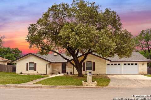 614 MOORSIDE DR, Windcrest, TX 78239