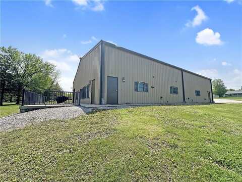 14882 Dawson Road, Warsaw, MO 65355