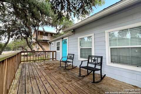 13444 Park Road 37, Lakehills, TX 78063