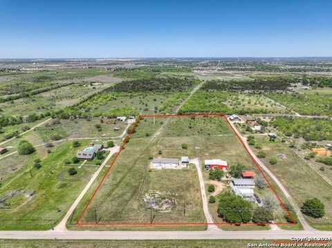 706 UNION WINE RD, New Braunfels, TX 78130