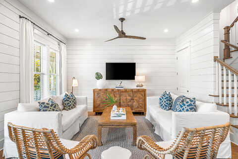 Ibis, SANTA ROSA BEACH, FL 32459