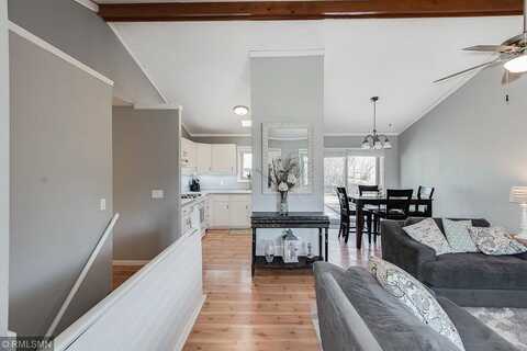 Independence, CHASKA, MN 55318