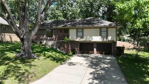 605 NE Country Club Drive, Blue Springs, MO 64014