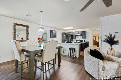 4902 Everett Loop, Converse, TX 78109