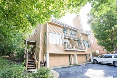 Ivy Glen, ROSELAND, VA 22967