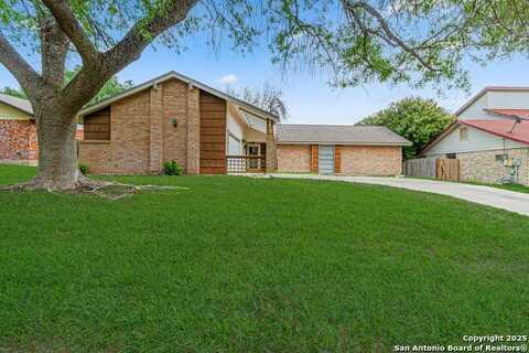 13018 Larkyorke, San Antonio, TX 78233