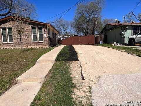 4567 Lark Ave, San Antonio, TX 78228