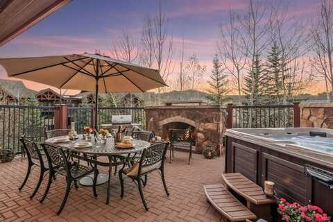 1800 MEDICINE SPRINGS DRIVE, Steamboat Springs, CO 80487