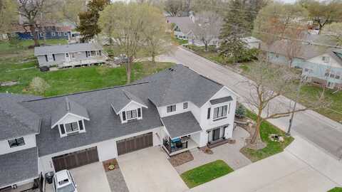 171 Linden Dr. A, Arnolds Park, IA 51331