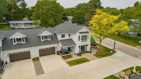 171 Linden Dr. A, Arnolds Park, IA 51331