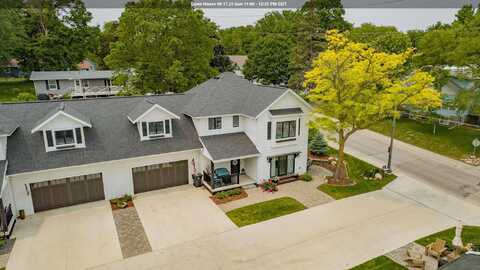 171 Linden Dr. A, Arnolds Park, IA 51331