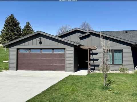 1570 Blaines Way, Spirit Lake, IA 51360