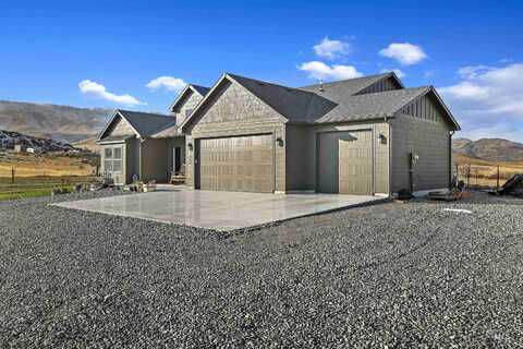 9105 Trump Lane, Sweet, ID 83670