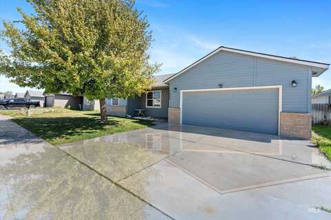 1505 Peregrine Dr, Mountain Home, ID 83647