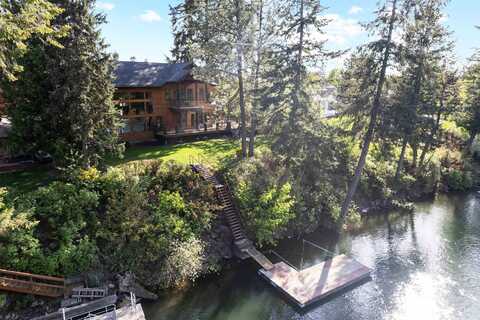 8605 E South Riverway Ave, Spokane, WA 99212